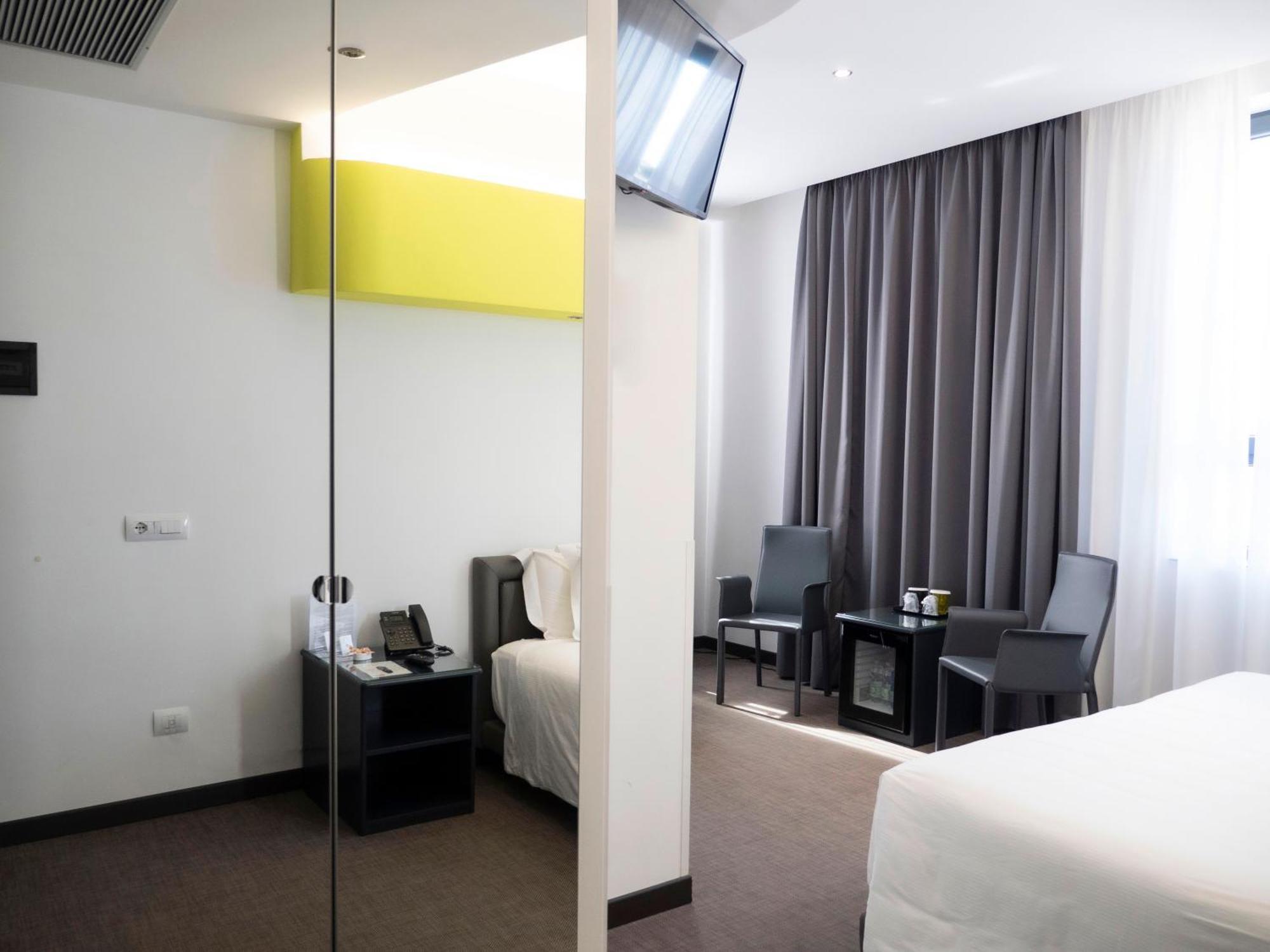 Loto Business Hotel Róma Kültér fotó